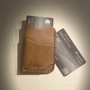 El yapımı hakiki deri kartlık ShallBee 106